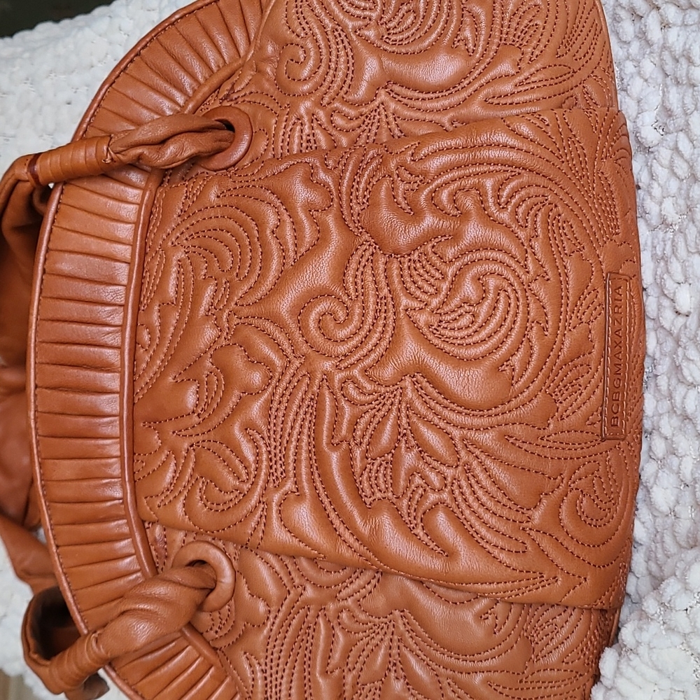 BCBGMAXAZRIA BAG - Picture 2 of 7